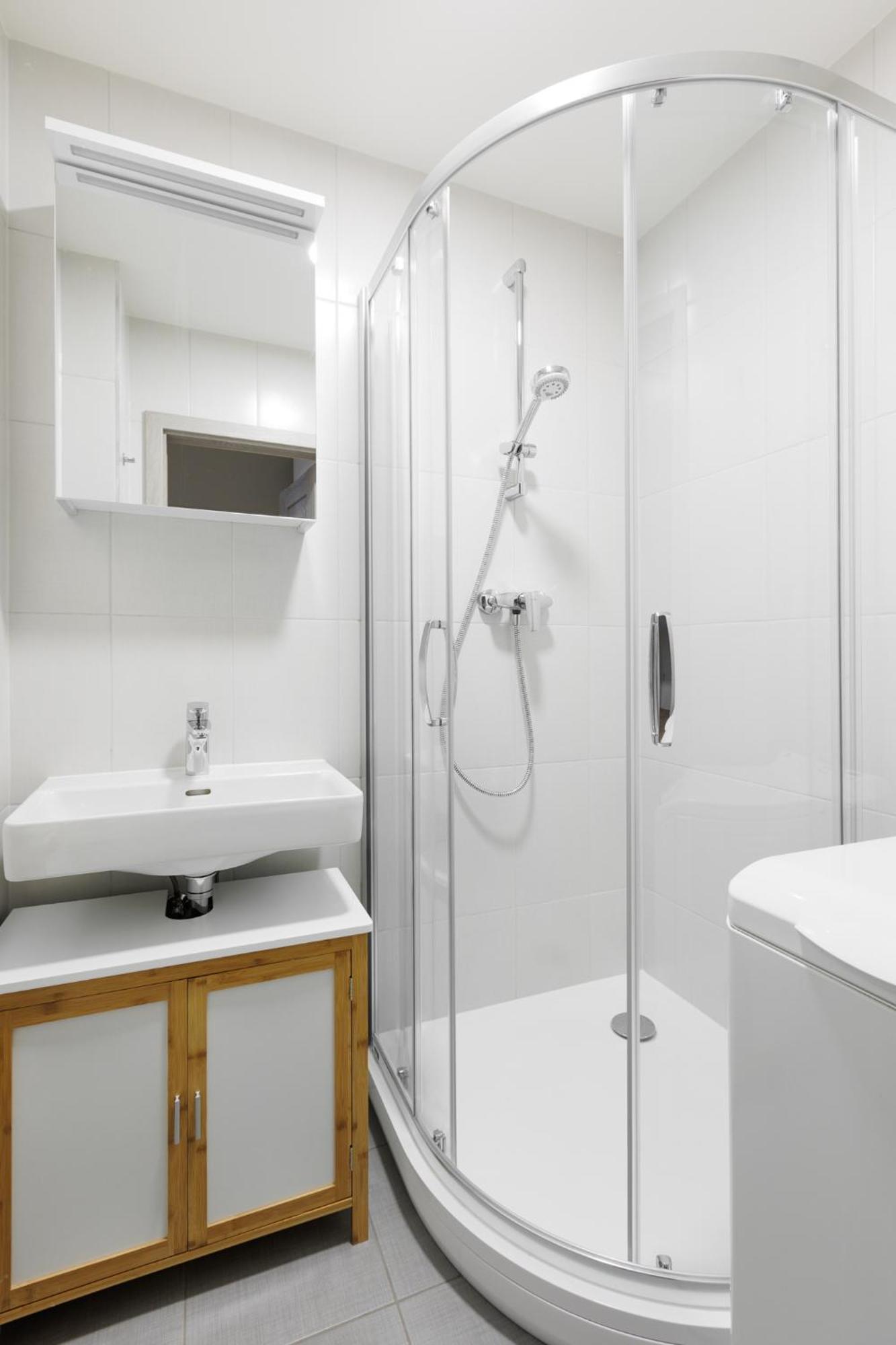 Quiet With Kitchen Near The Metro * Praag